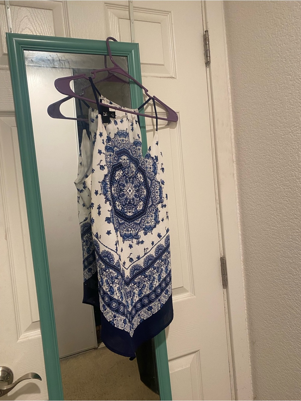 Iz Byer White & blue Halter Top